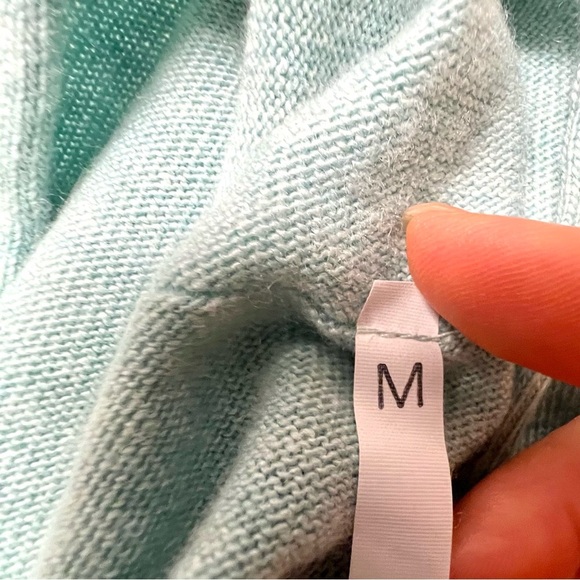 BIANCO BLU Italy Cashmere round neck ling sleeves sweater minimalist luxury L - Picture 8 of 8